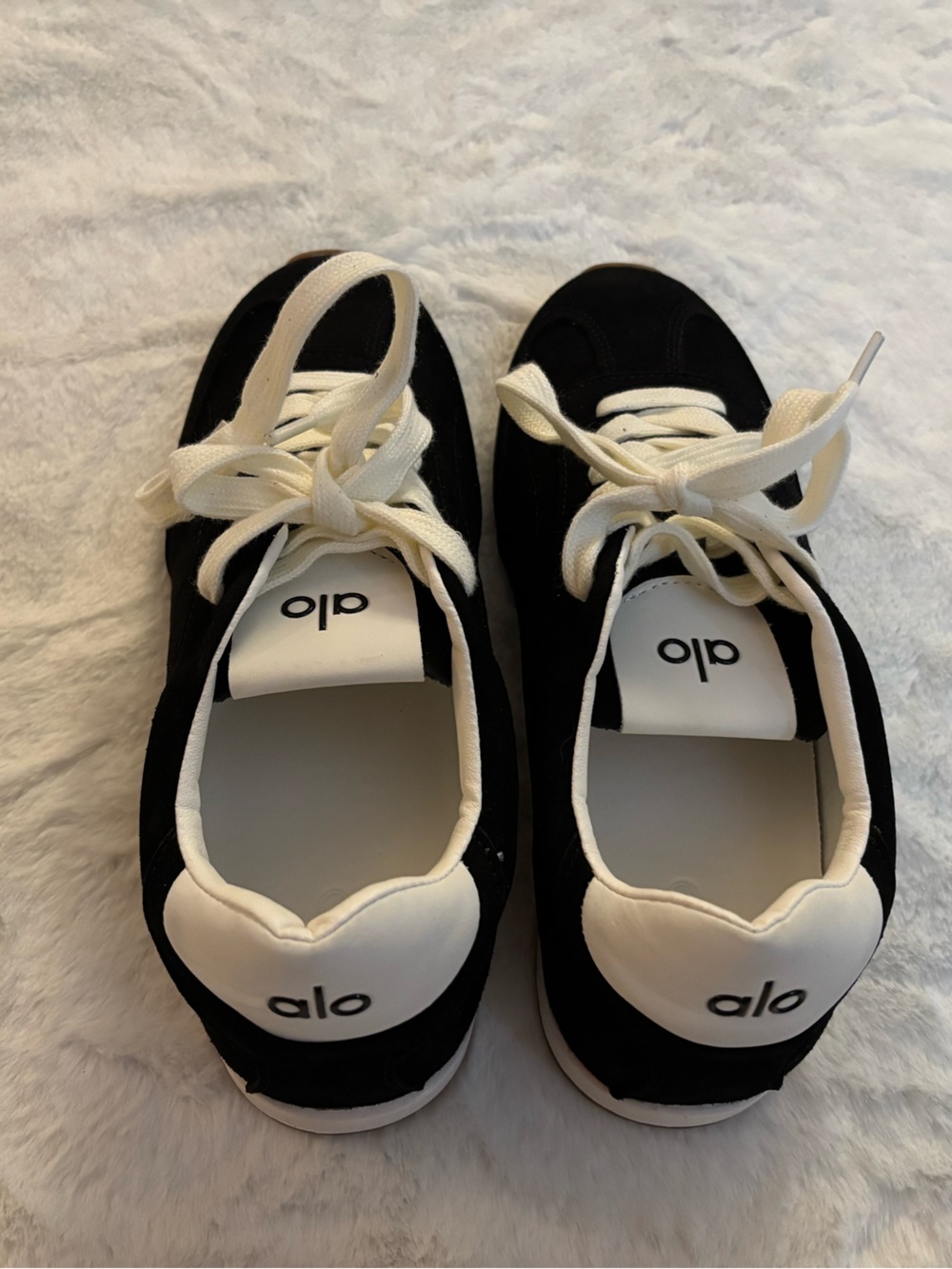 Alo Sunset Sneakers Black Women’s size 7 - Picture 5 of 14